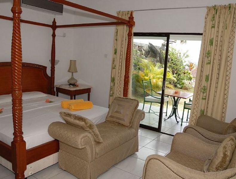Edens Holiday Villas Port Glaud Bilik gambar